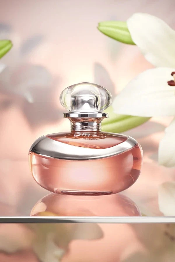 Lily unique eau de parfum